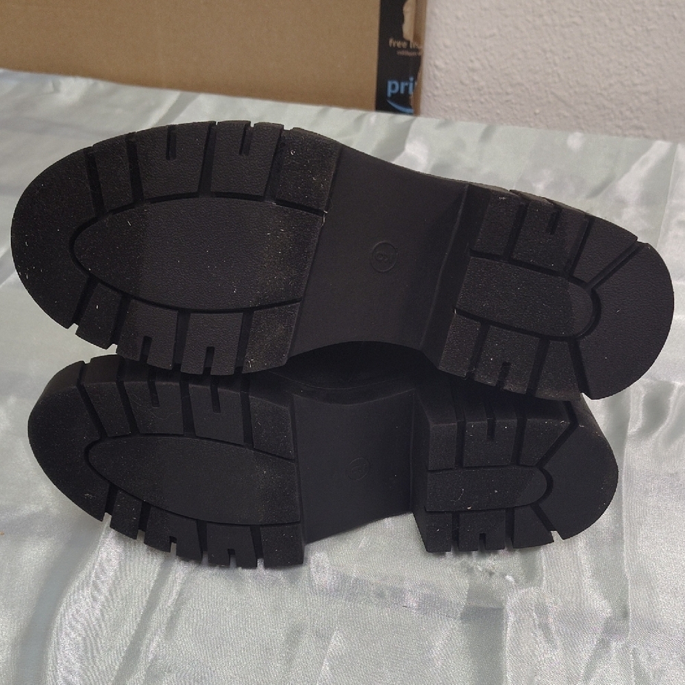Wild Fable Black Chunky Ankle Boots - Picture 4 of 4